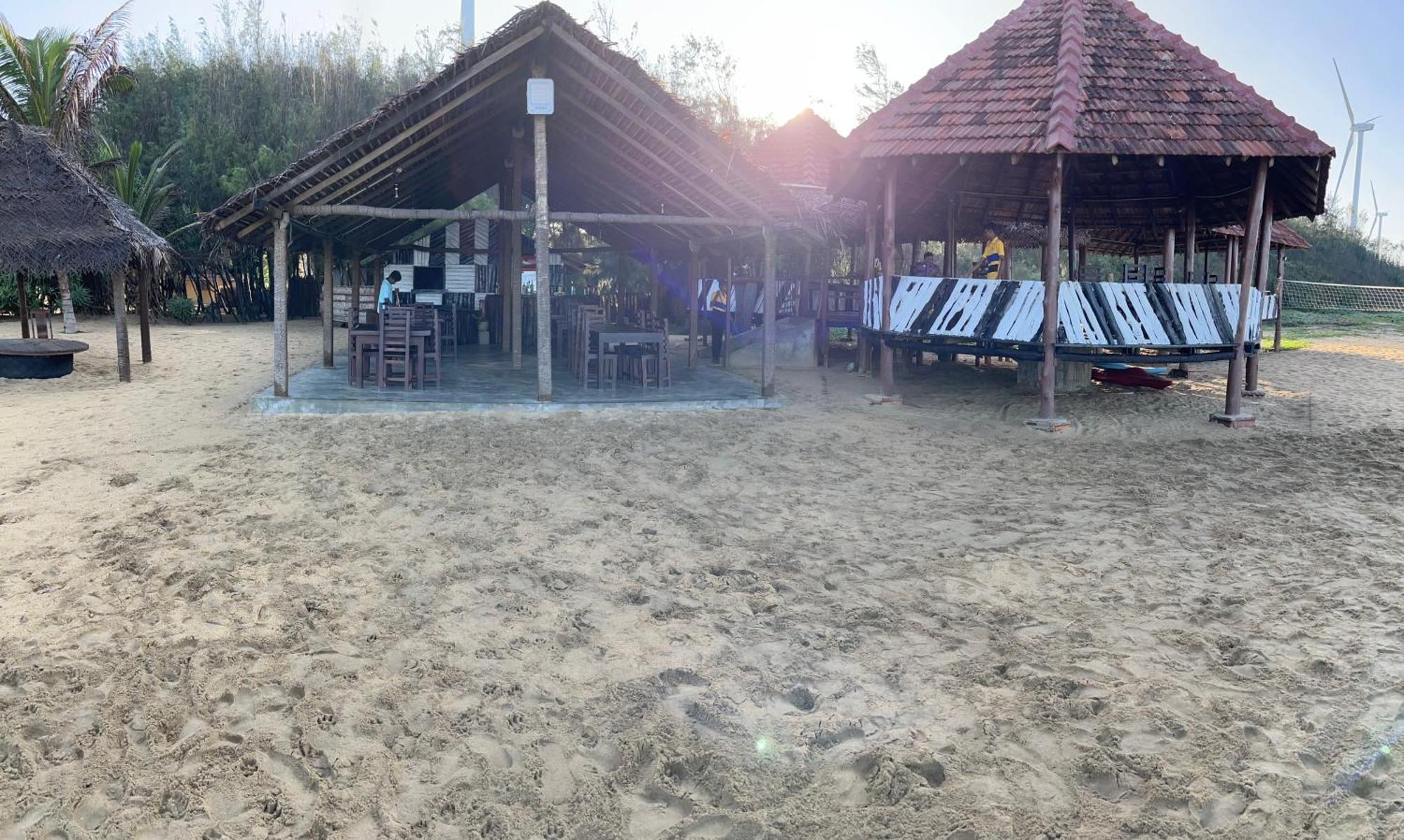 Omeesha Beach Hotel Kalpitiya Eksteriør billede
