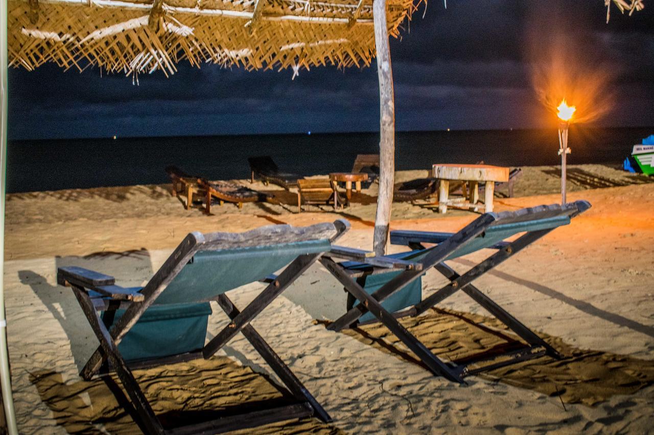 Omeesha Beach Hotel Kalpitiya Eksteriør billede