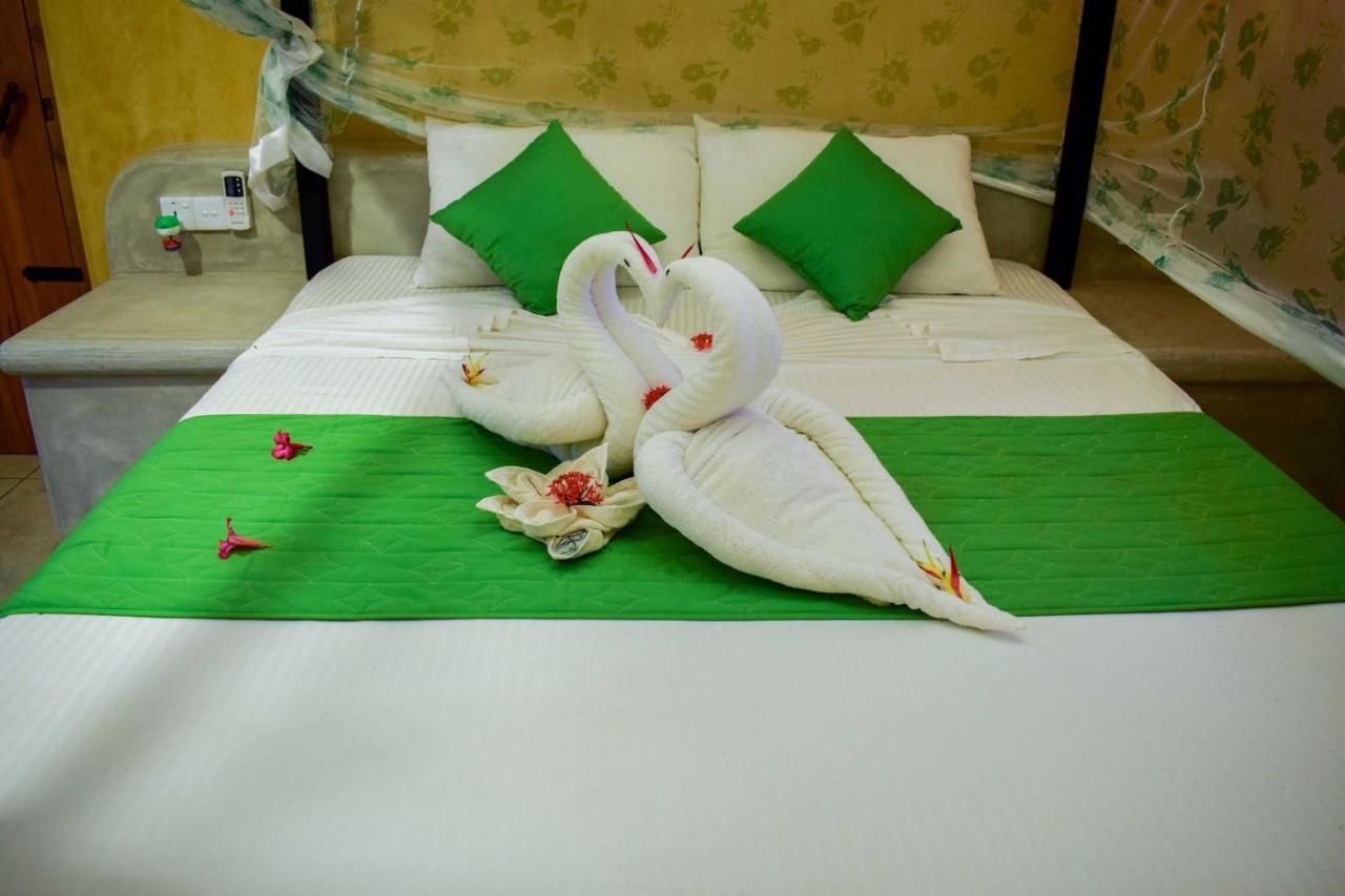 Omeesha Beach Hotel Kalpitiya Værelse billede
