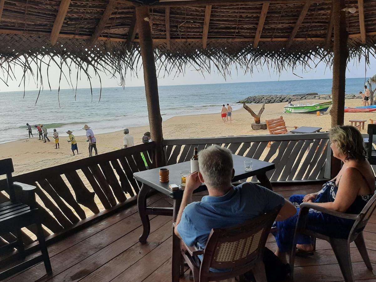 Omeesha Beach Hotel Kalpitiya Eksteriør billede
